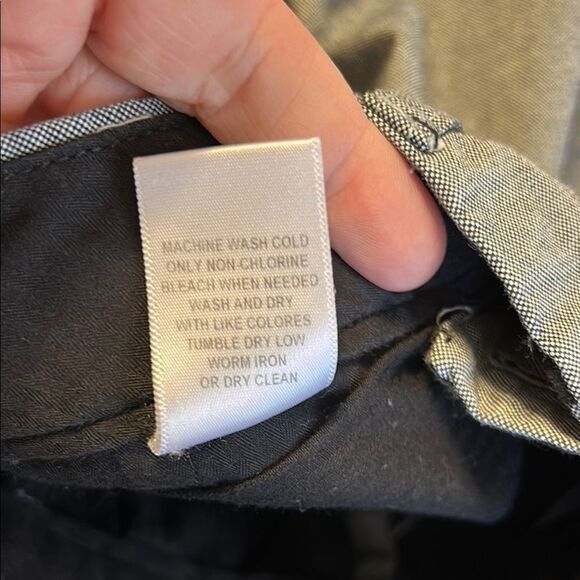 BANANA REPUBLIC Men's Gray Gavin Fit Slacks 32 X 30 Cotton Straight Leg Office - Picture 8 of 8